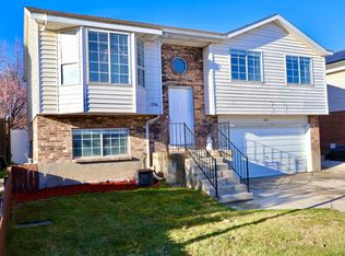 1556 W Crystal Dr S, West Jordan, UT 84084