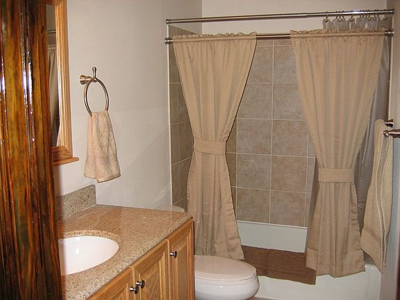 Bathroom Newly remodeled 4/08