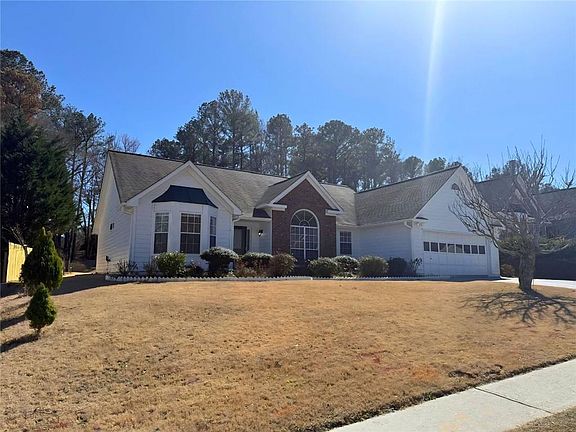 2nd image of 2029 Manor Oak Ln