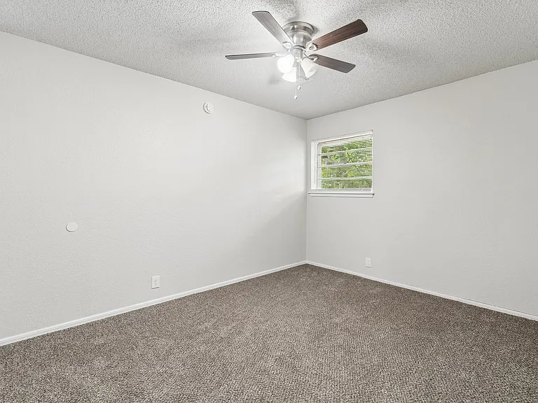 3510 Wynn Cir #3510 — Photo 12