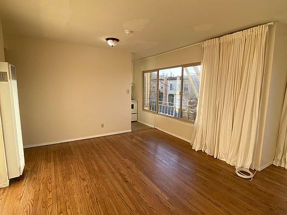 3rd image of 290 Miramar Ave #1495