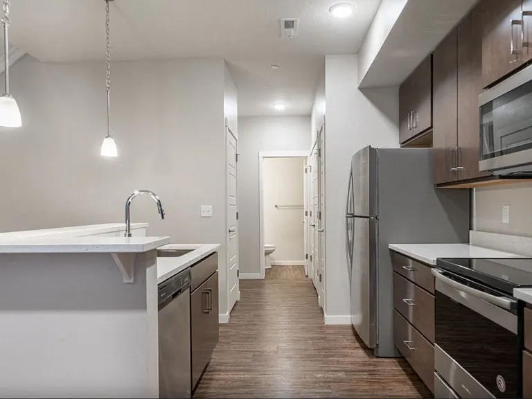The Enclave Townhomes — Photo 20