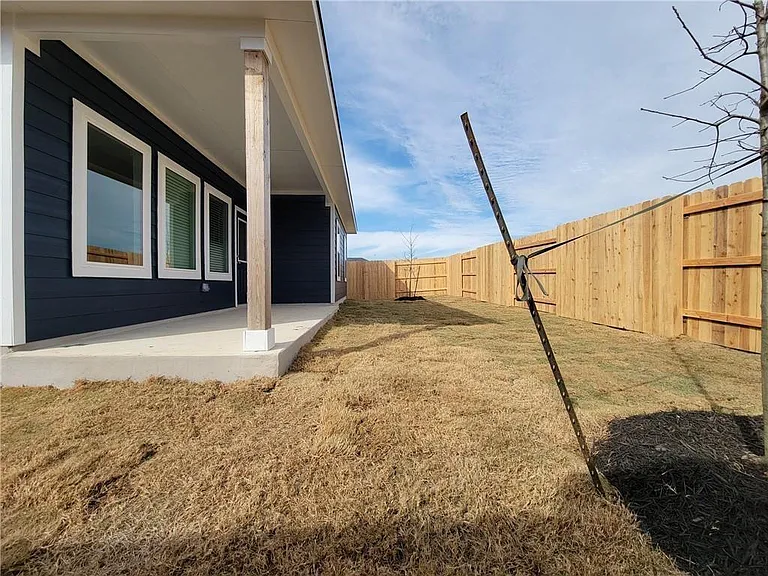 244 Crystal Brook Dr — Photo 28
