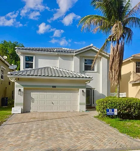 1113 NW 97th Dr Photo 1