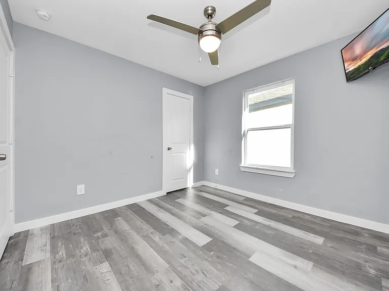 618 Maple Way #B — Photo 19