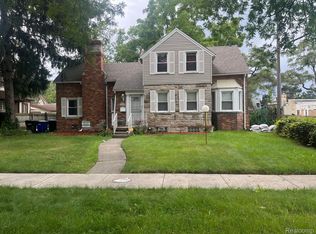 16881 Warwick St, Detroit, MI 48219