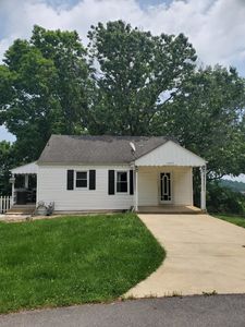 1507 Ridgeway Dr, Staunton, VA, 24401