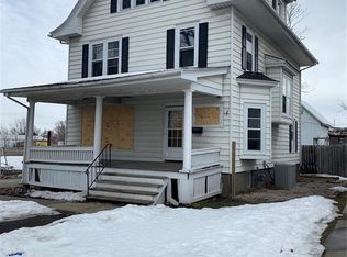 1025 3rd Ave SW, Cedar Rapids, IA 52404