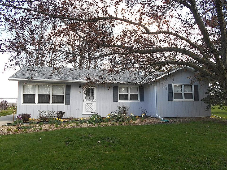 1st image of 244 S Oakwood Blvd