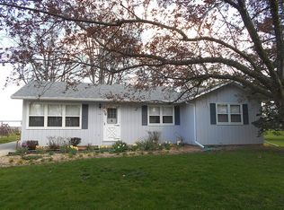 244 S Oakwood Blvd, Hustisford, WI 53034