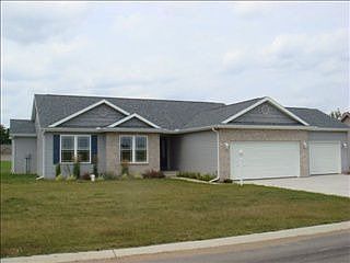 1st image of 23915 Autumnview Ln