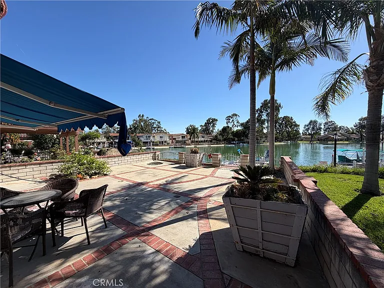 1553 Chalgrove Dr — Photo 15