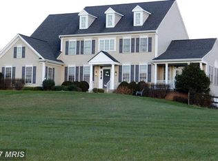 38171 Stone Eden Dr, Hamilton, VA 20158