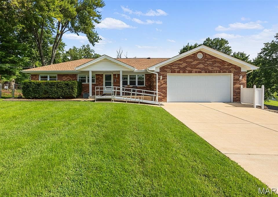 1st image of 223 Susan Rd