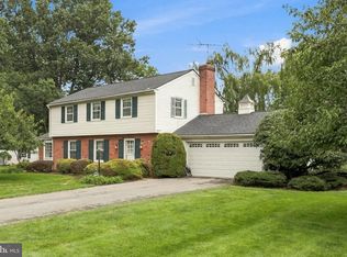1919 Robindale Ave, Lancaster, PA 17601