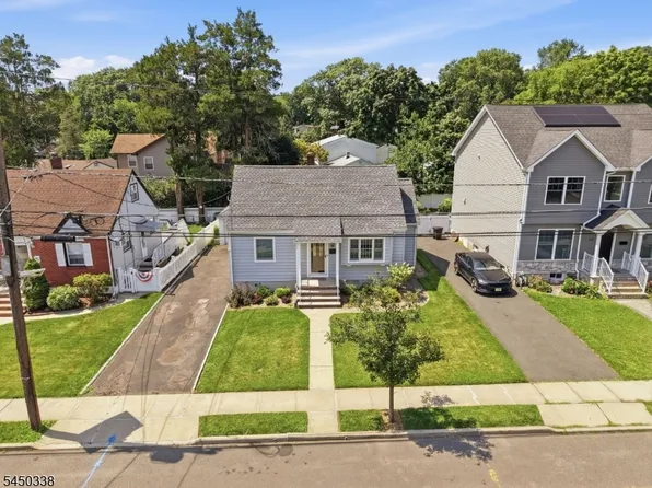 119 Ploch Rd, Clifton City, NJ 07013