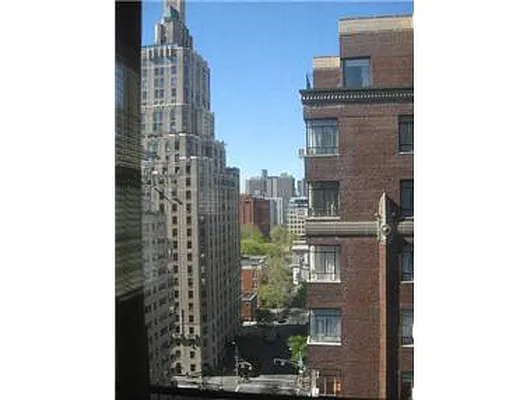 Sold by Douglas Elliman | media 37