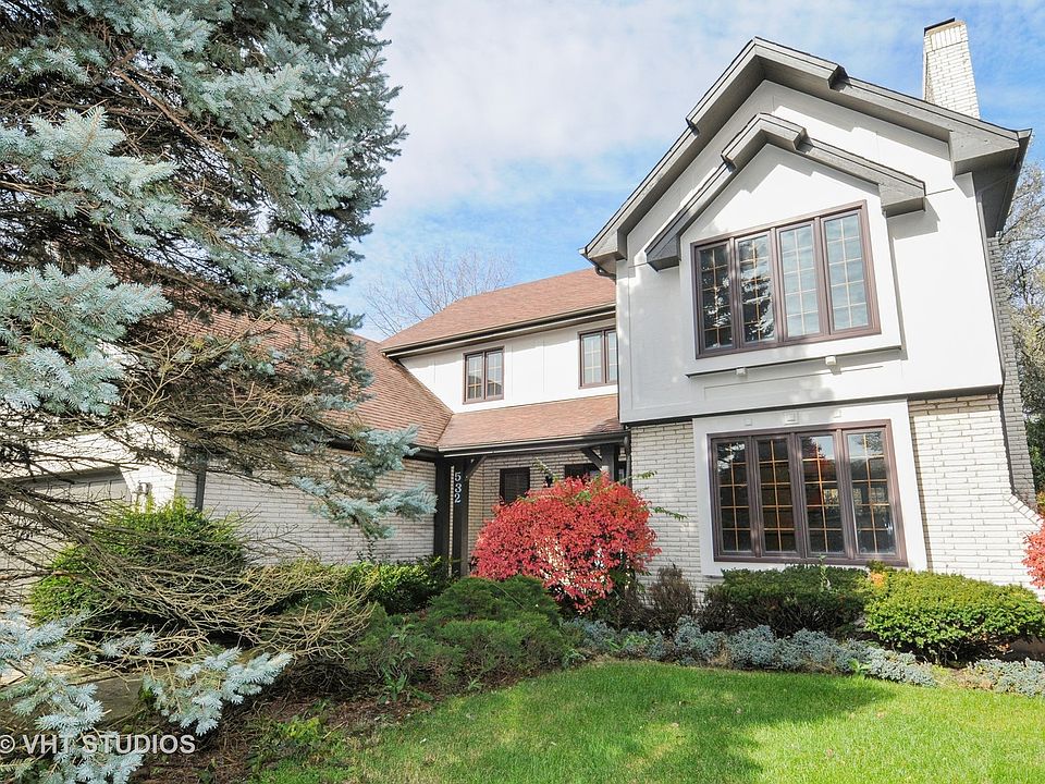1st image of 2S532 Danbury Dr
