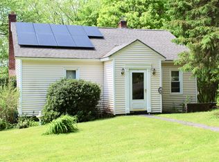 16 Longview Rd, Lanesborough, MA 01237