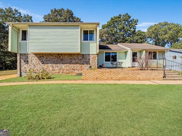 3433 Hollow Tree Dr, Decatur, GA 30034