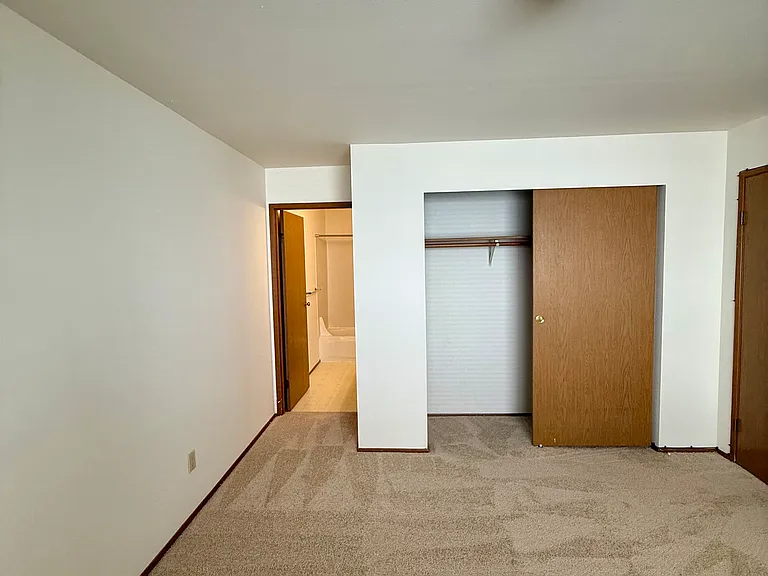 Woodway Estates — Photo 15
