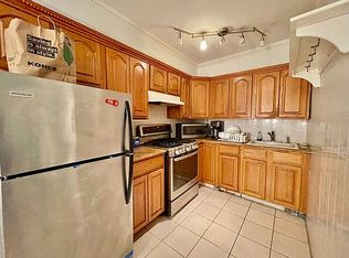 25-12 Hoyt Ave S #3, Astoria, NY 11102