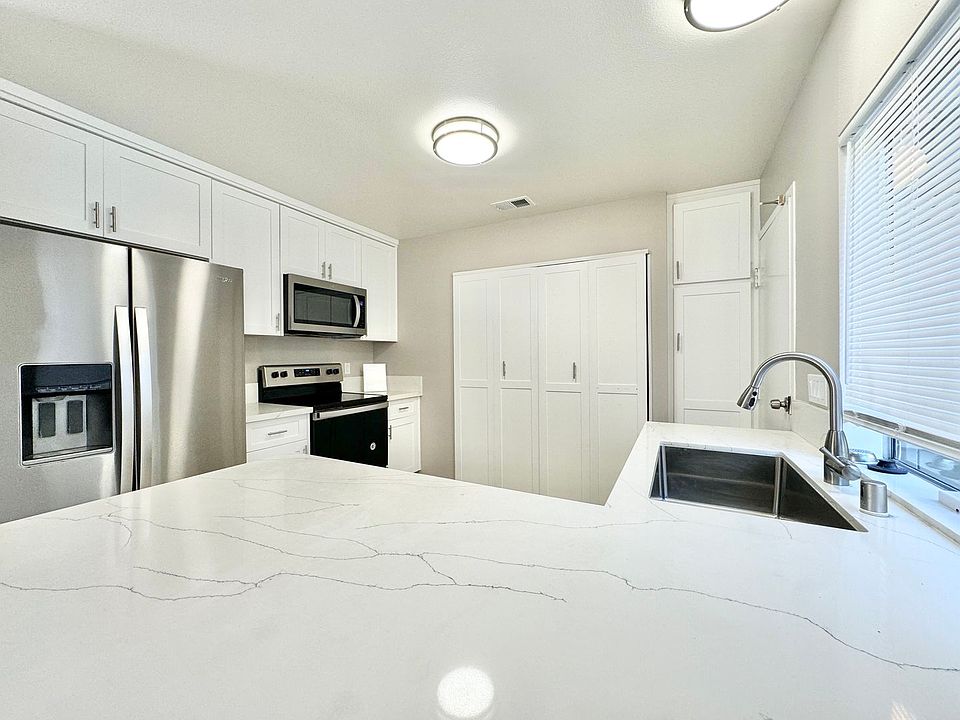1st image of 8930 Flanders Dr