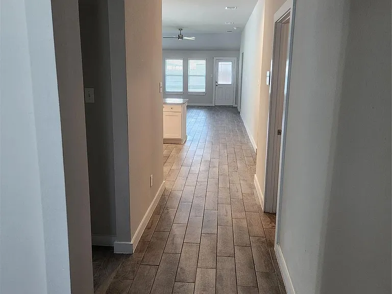 4326 Wyanngate Dr — Photo 3