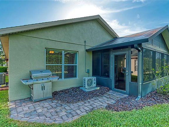 4th image of 517 Bellini Way