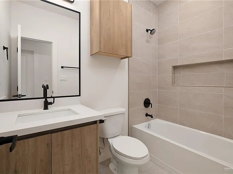 11501 N 25th St #2 — Photo 13