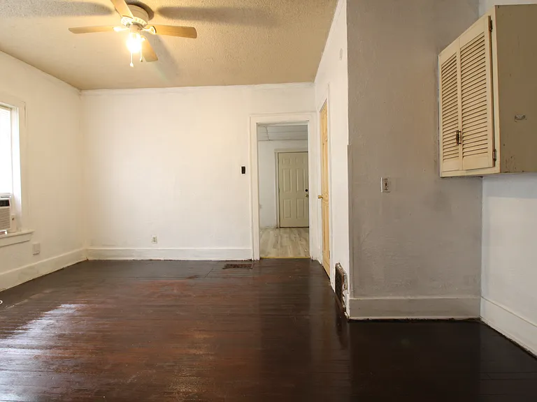 217 Campus Ave #2 — Photo 10
