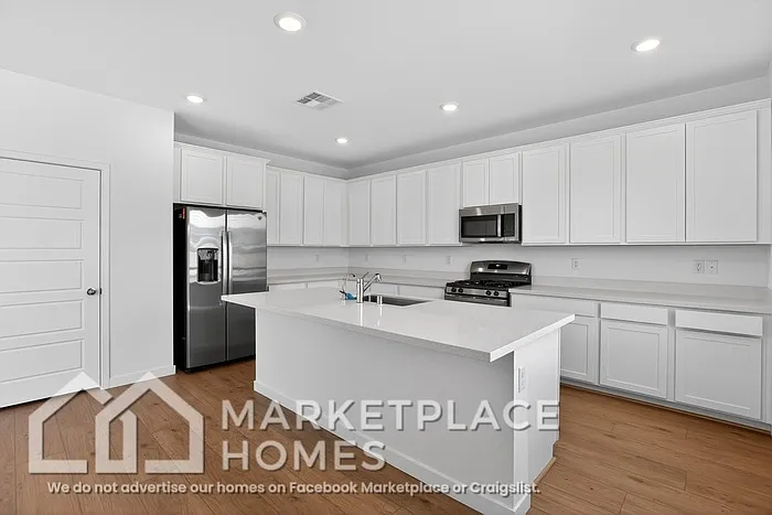 2650 Marlette Ave — Photo 8