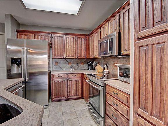 4th image of 7929 Val Verde Dr