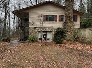 209 Ivy Hill Rd, Hendersonville, NC 28792