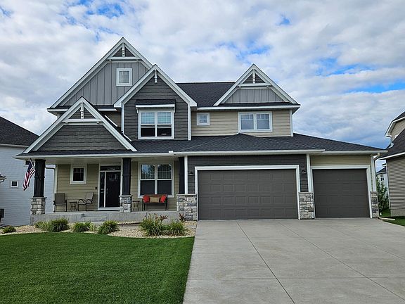 2nd image of 10922 Brookside Trl N