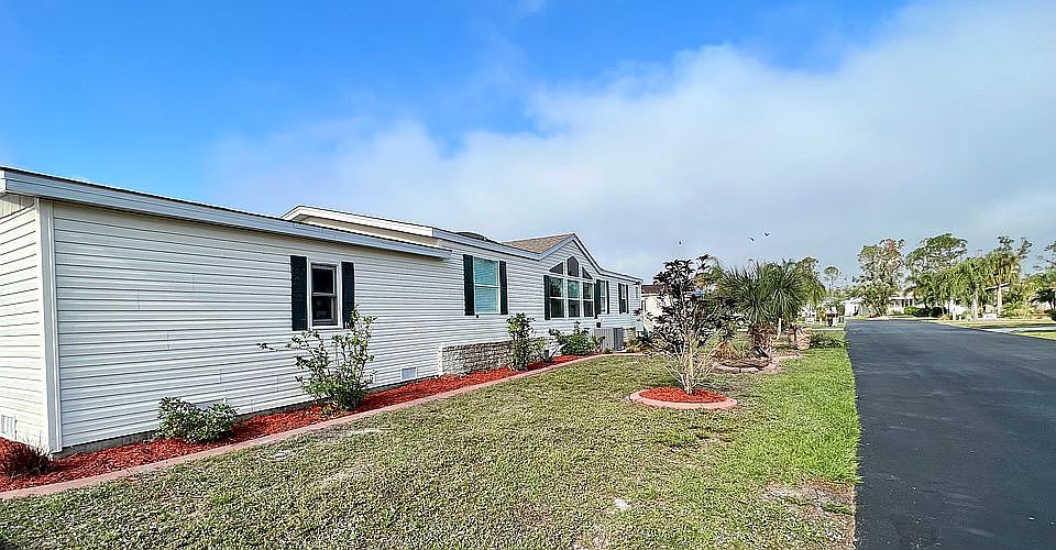 1st image of 9149 Pinehaven Way