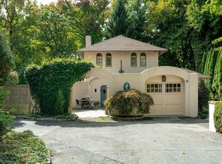 8 Runkenhage Rd, Darien, CT 06820