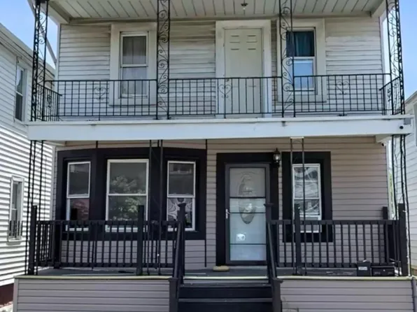 3852 Dorothy St, Hamtramck, MI 48211