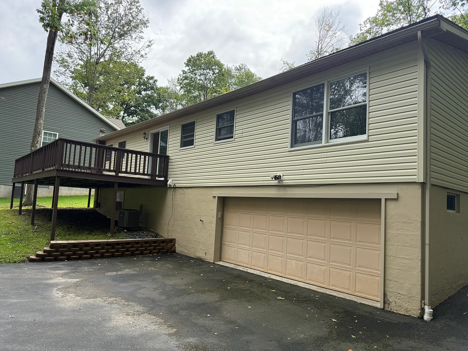 3 bed, 1479 sqft, $2,000 — Photo 3