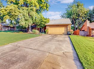 1013 W Queens St, Broken Arrow, OK 74012