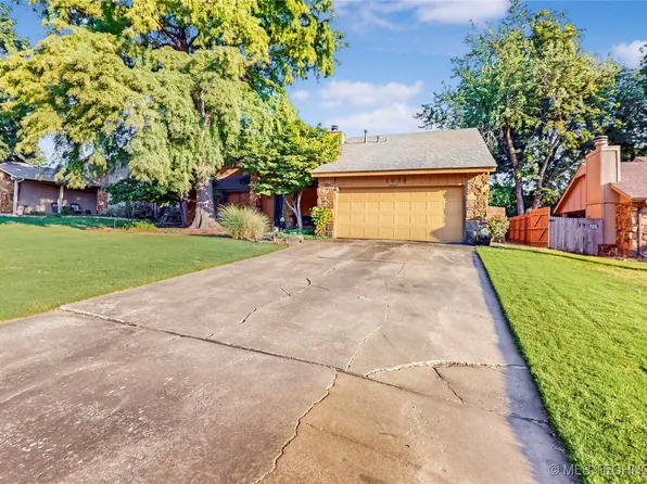 1013 W Queens St, Broken Arrow, OK 74012