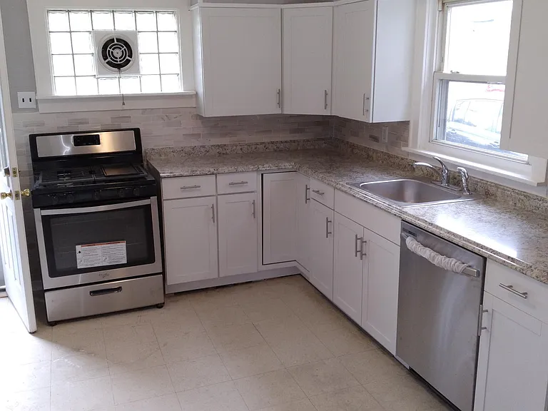 81 Mountainview Blvd #A-1 — Photo 5