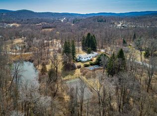 34 San Souci Dr, Pawling, NY 12564