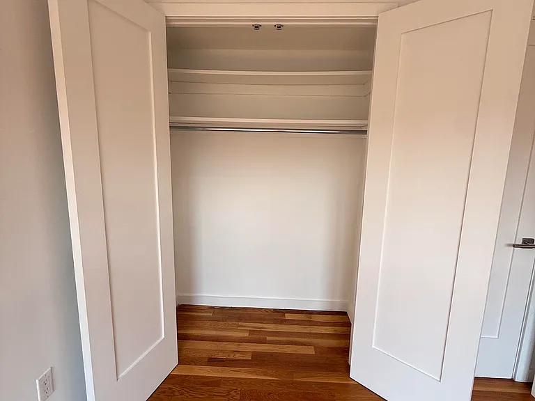 123 Parkside Ave #7J — Photo 9