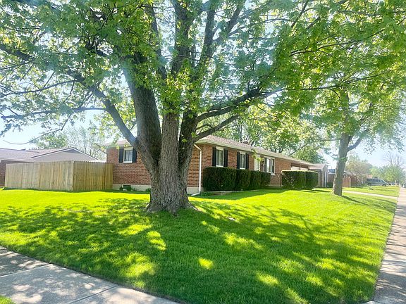 2nd image of 1768 Fair Oaks Dr