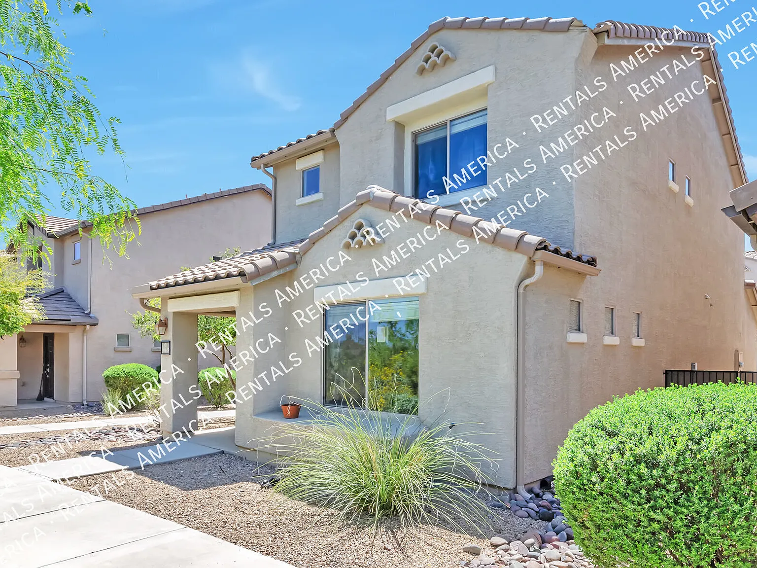 Great East Side Location! — Photo 2