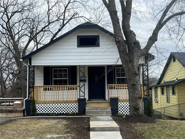 2109 N 29th St, Kansas City, KS 66104