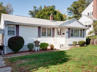 152 Burncoat St, Worcester, MA 01606