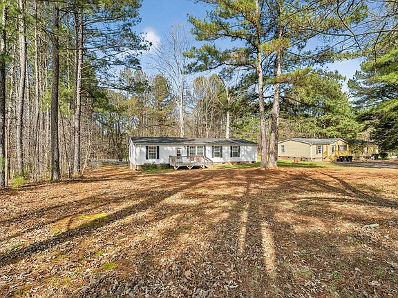 3rd image of 40 Buckridge Rd