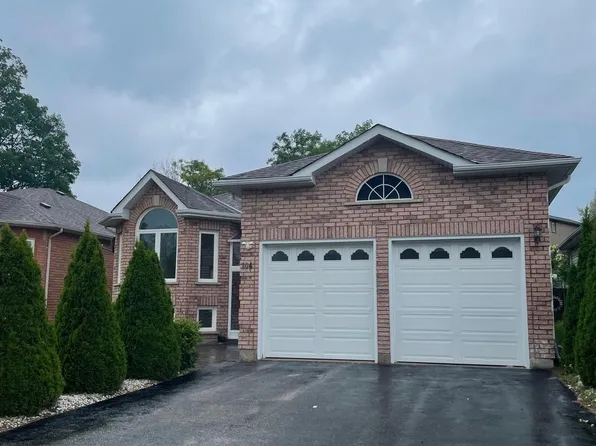 104 Marsellus Dr, Barrie, ON L4N 8R7